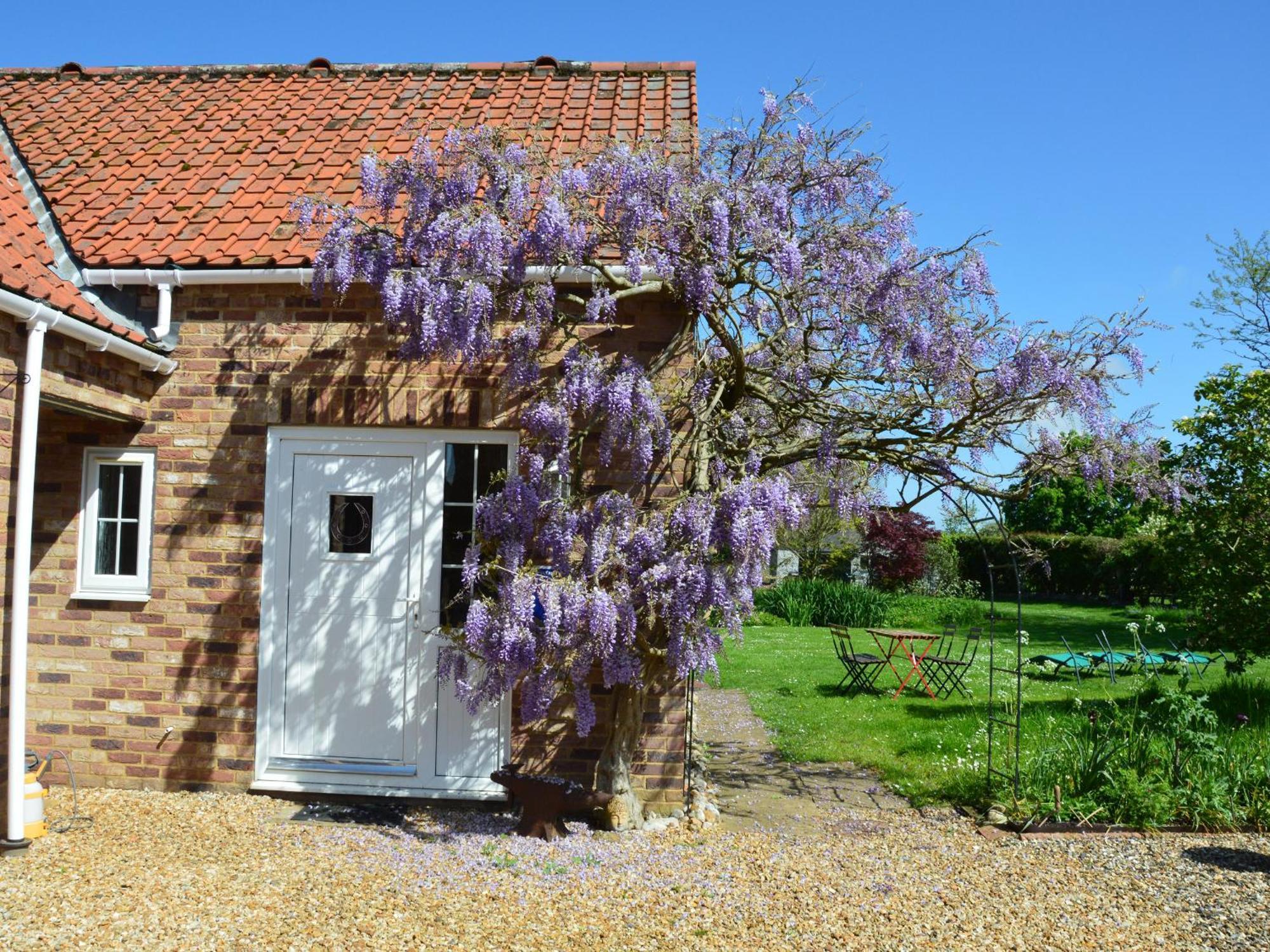 Wisteria Cottage Gayton  المظهر الخارجي الصورة